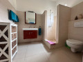 Kashimiri Apartments, Apartment 4